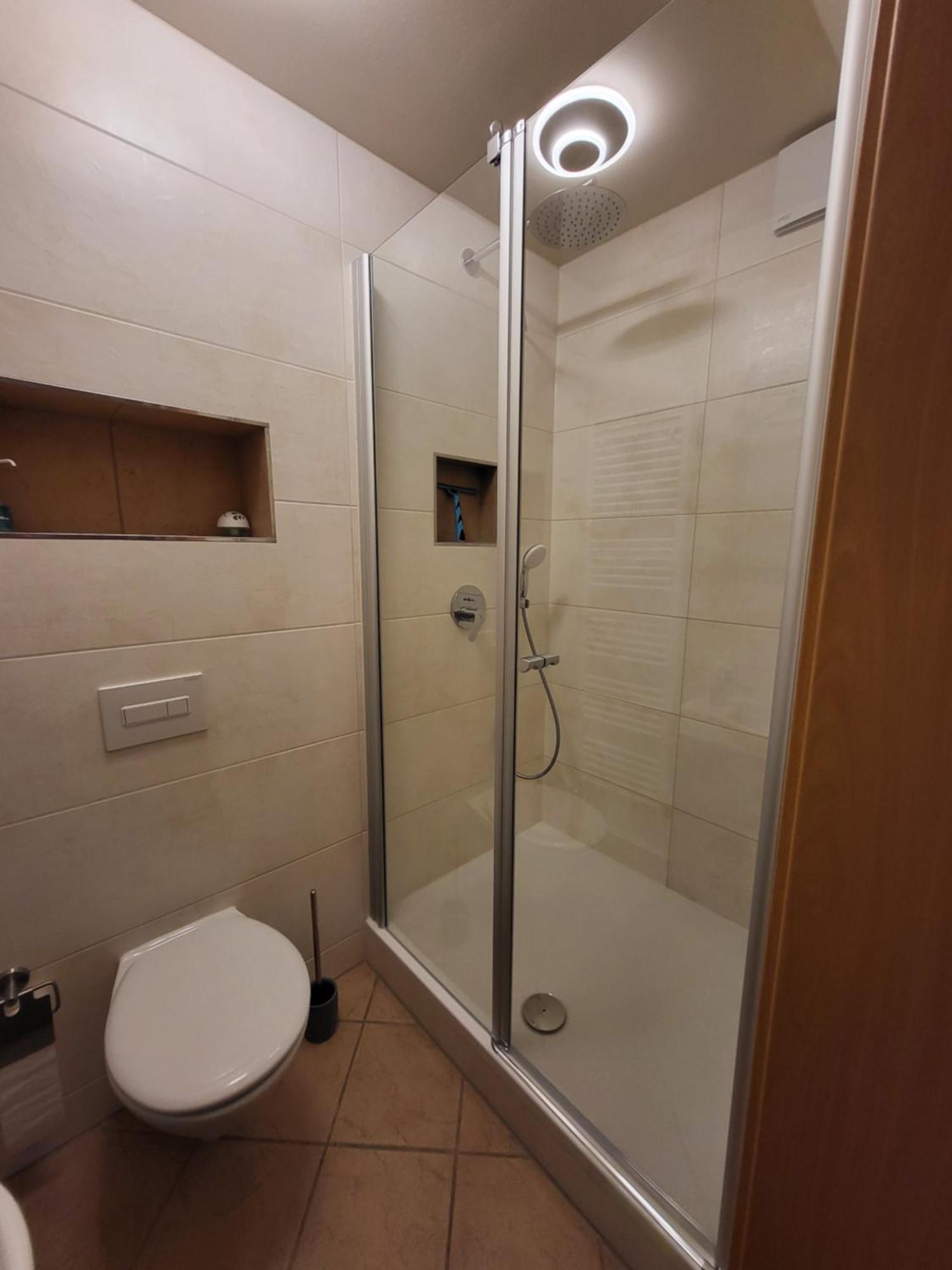 City Appartement Mit Garten, Zentral Und Trotzdem Ruhig Cottbus Esterno foto